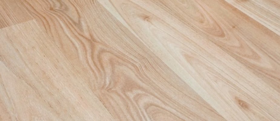 Como limpar piso laminado? Dicas práticas para conservação e limpeza correta